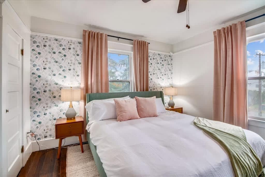 Vino e Vita Historic Pet-Friendly Home-EV Charger — photo 31