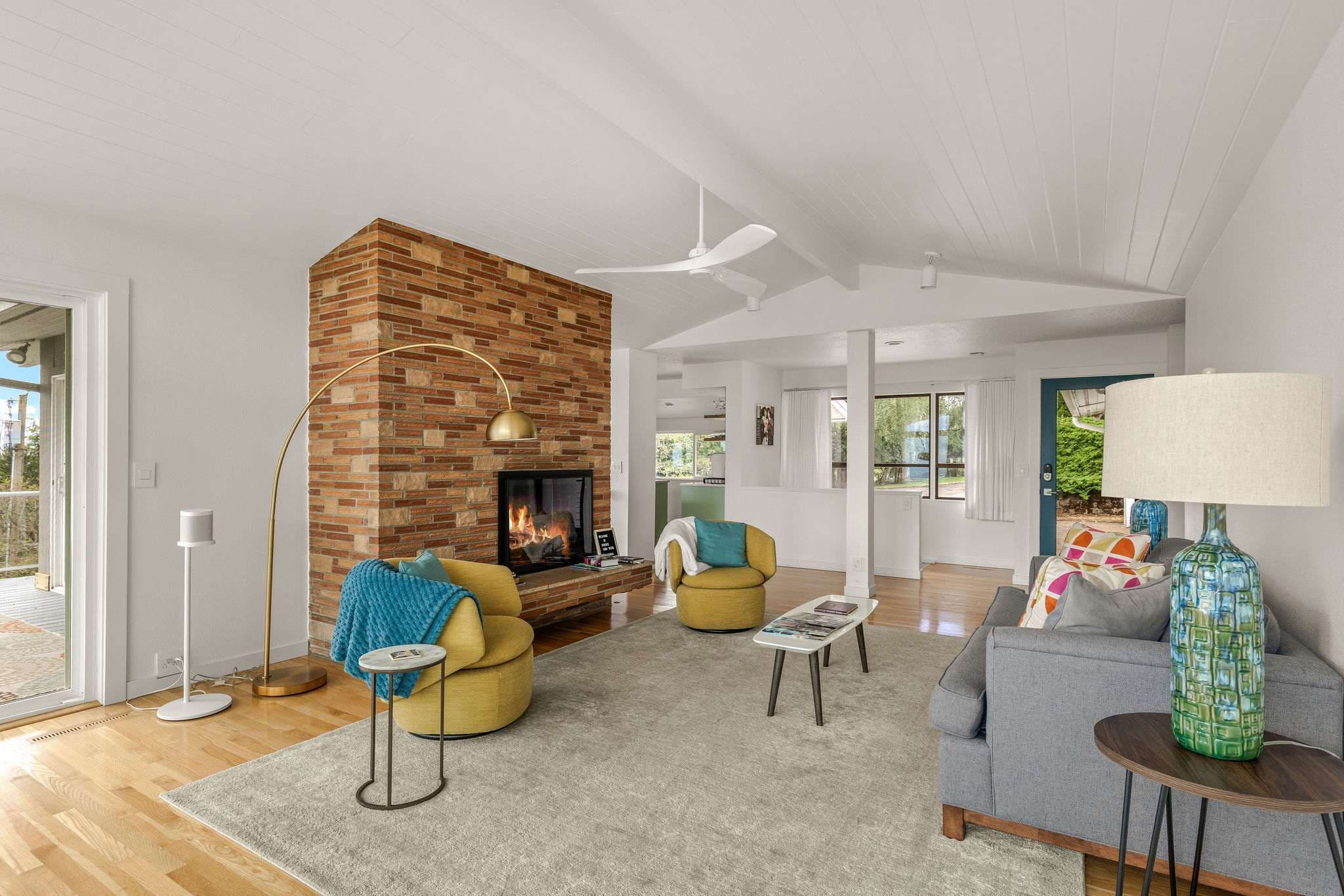 Vino Vista - Mid-Century Stunning Views w Deck — photo 8