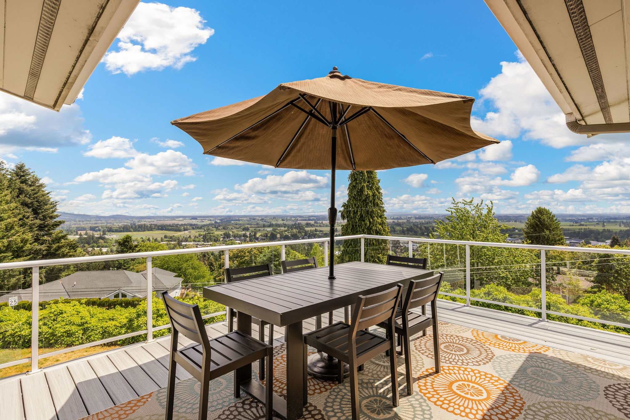 Vino Vista - Mid-Century Stunning Views w Deck — photo 4