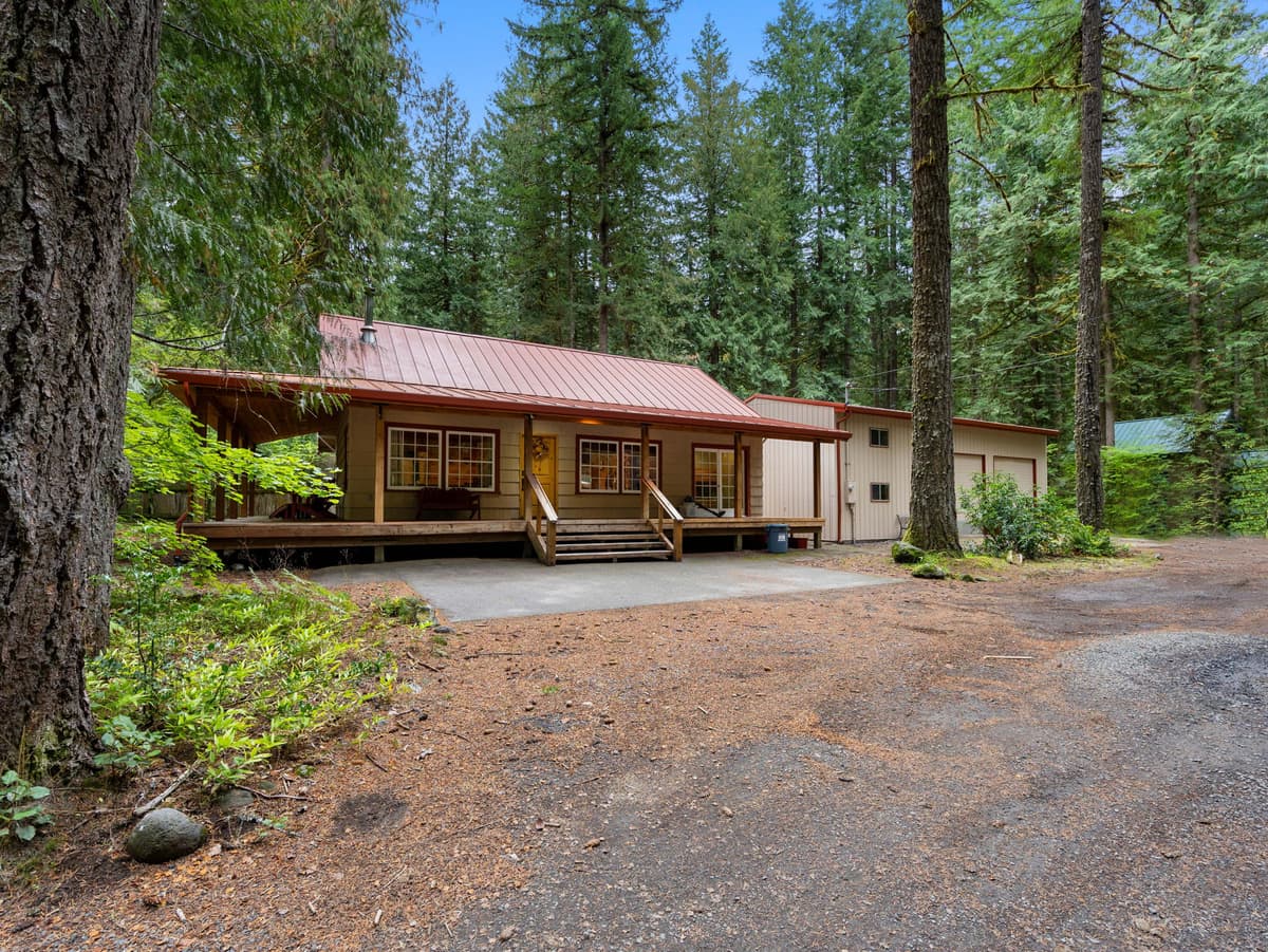 Whispering Pines: Hot Tub Retreat w Sports Court — photo 49