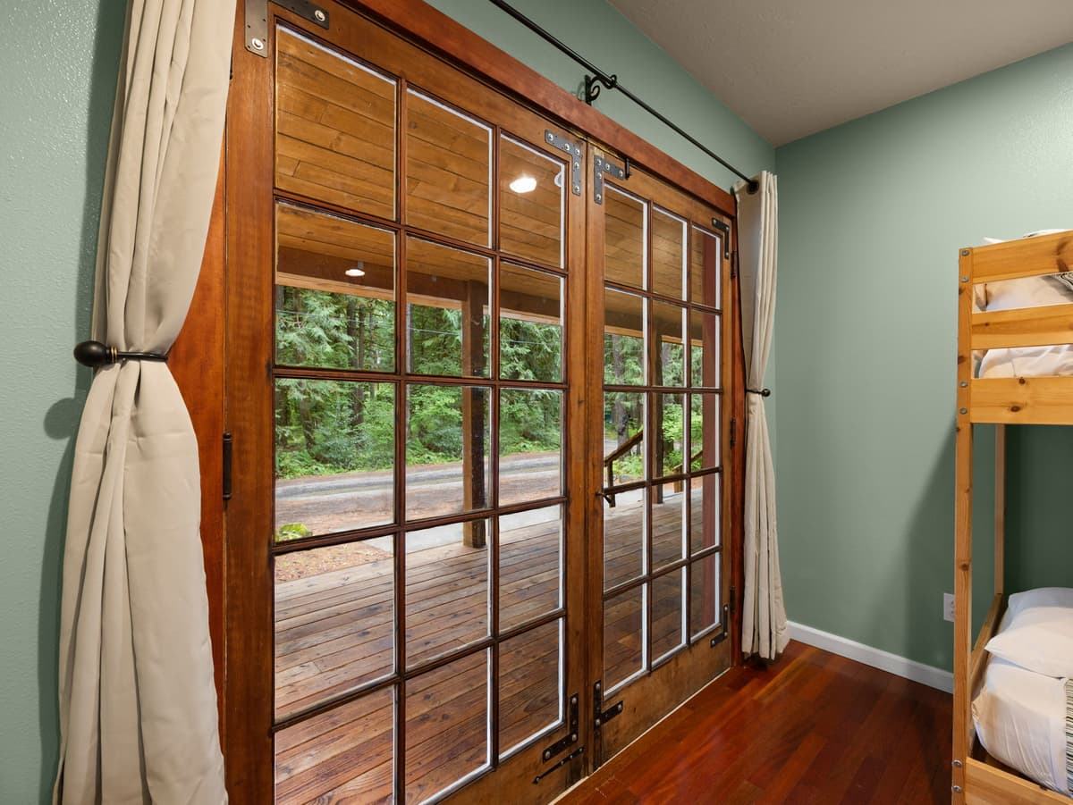 Whispering Pines: Hot Tub Retreat w Sports Court — photo 16