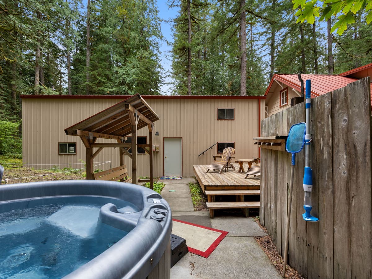 Whispering Pines: Hot Tub Retreat w Sports Court — photo 30