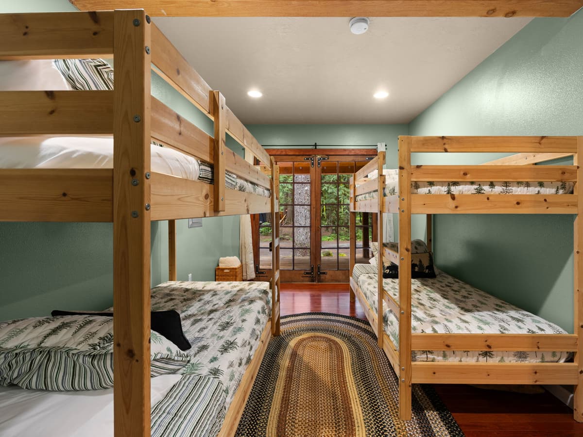 Whispering Pines: Hot Tub Retreat w Sports Court — photo 15