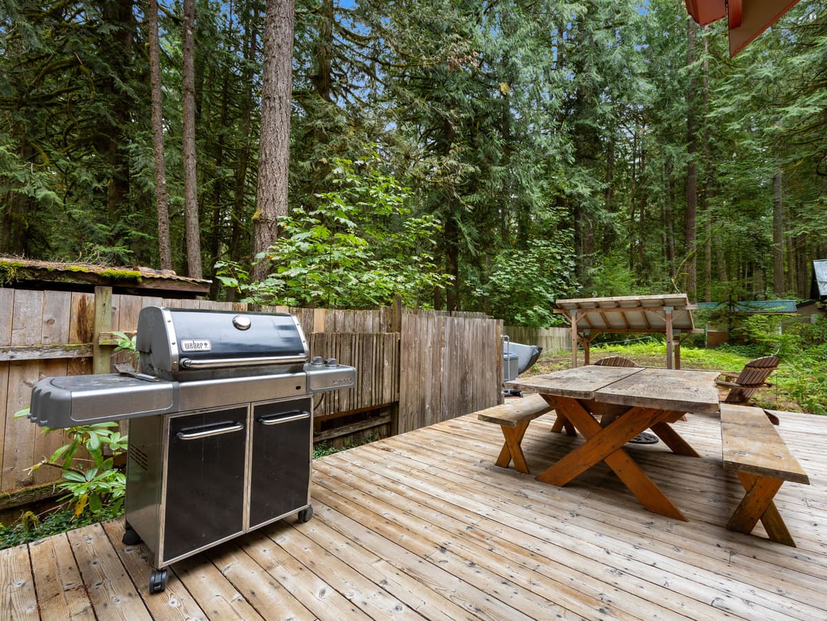 Whispering Pines: Hot Tub Retreat w Sports Court — photo 29