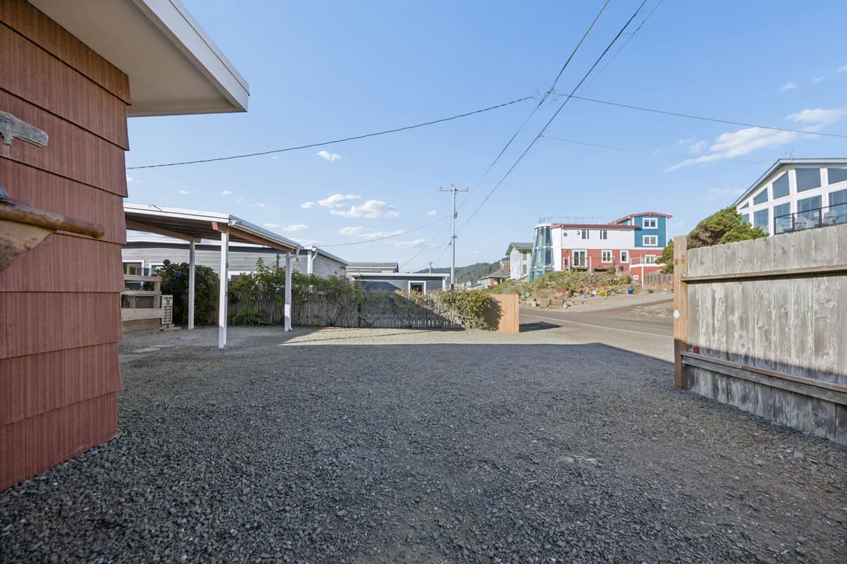 Beach Club - Ocean Front, Hot Tub, Private Access — photo 67