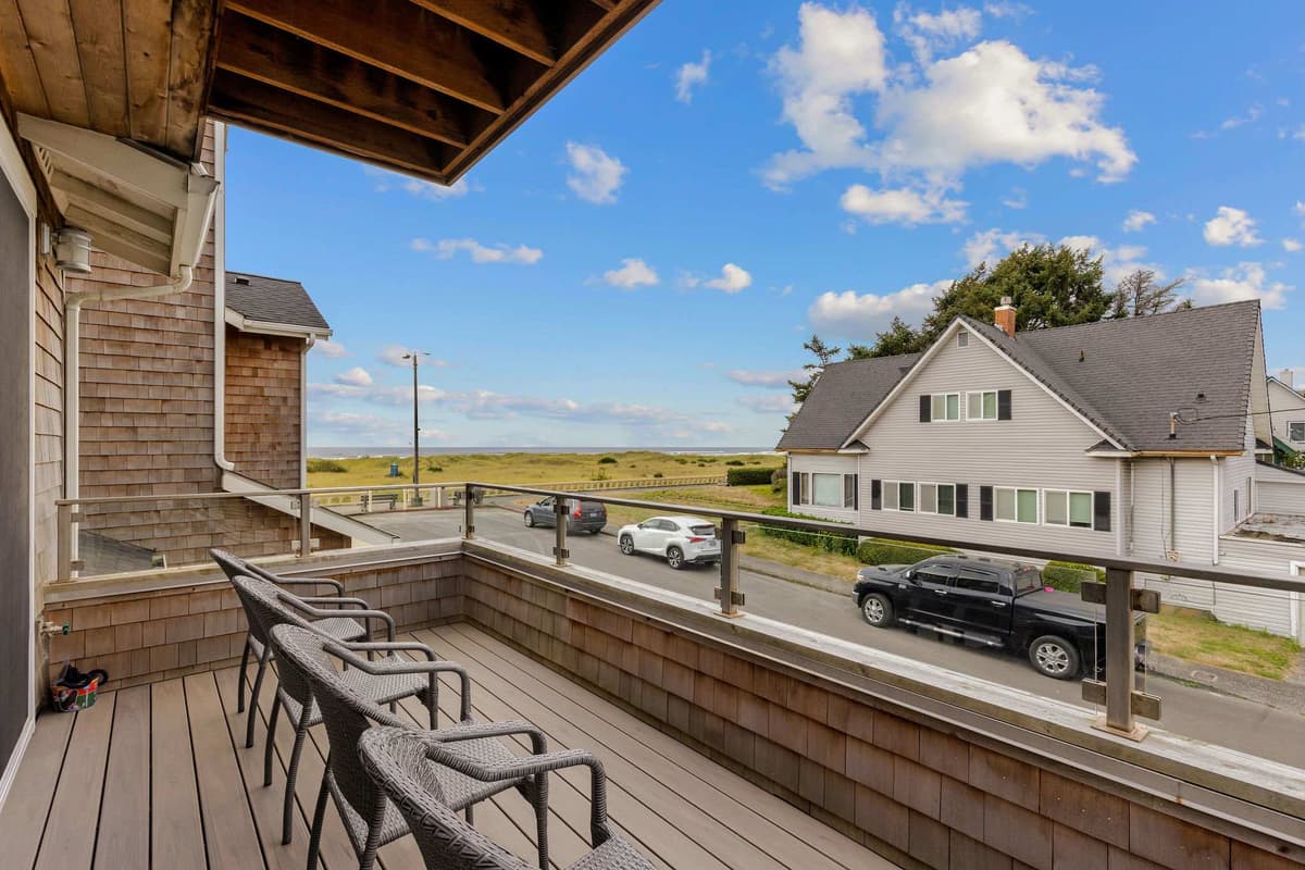 The Shorebird - Lux New Build, 1 Home Off the Beach — photo 3