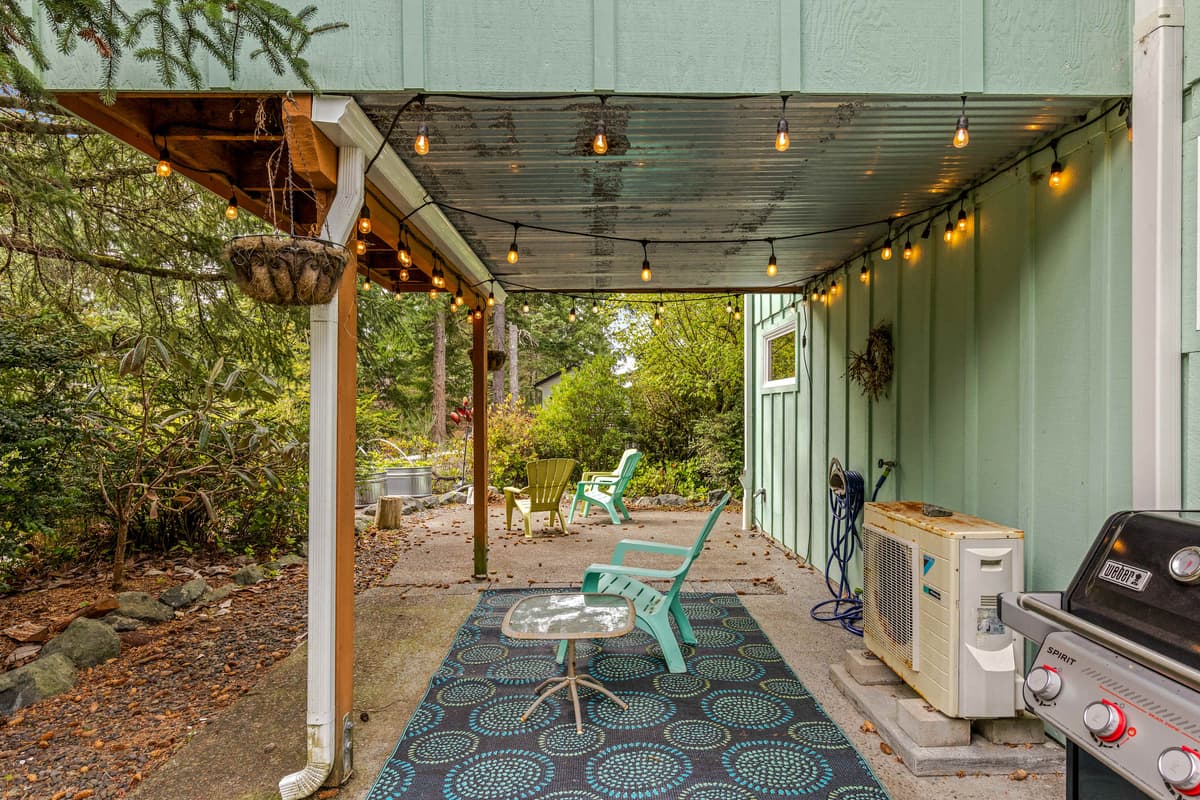 Spyhop Hideaway - Walk to beach | Pet-friendly — photo 42