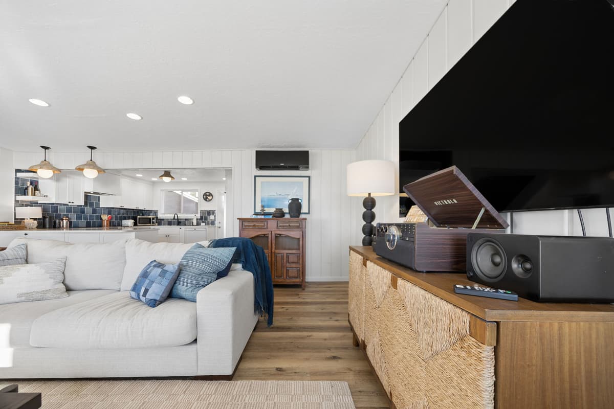 Beach Club - Ocean Front, Hot Tub, Private Access — photo 21