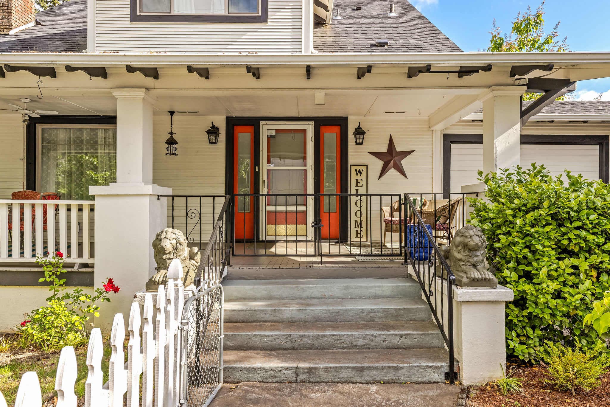 5th St Bungalow - Historic Charm Near 3rd St — photo 2