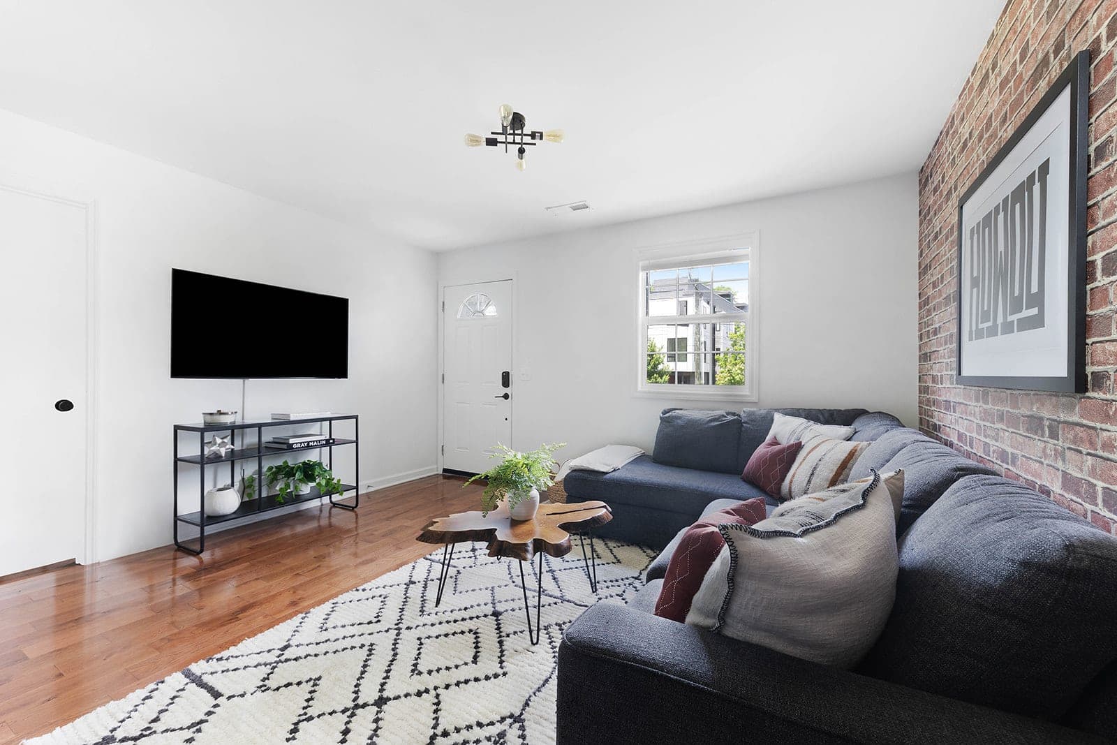 Harmonic Bungalow – Close to Vanderbilt & 12 South — photo 8