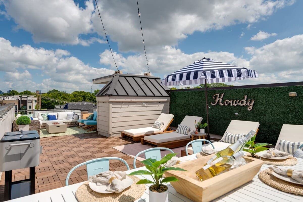 Harper House | Rooftop Stay Near Broadway — photo 2