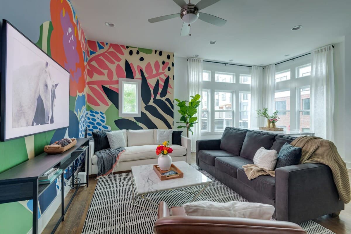 Harper House | Rooftop Stay Near Broadway — photo 4