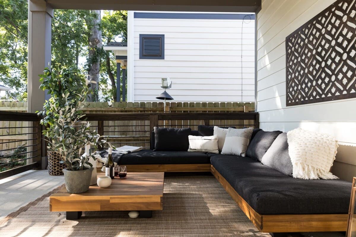 Maple House | Huge Yard Near Broadway — photo 4