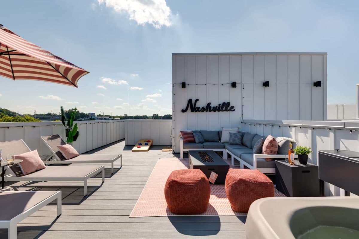 Wildflower - Rooftop Hot Tub - Game Room — photo 1
