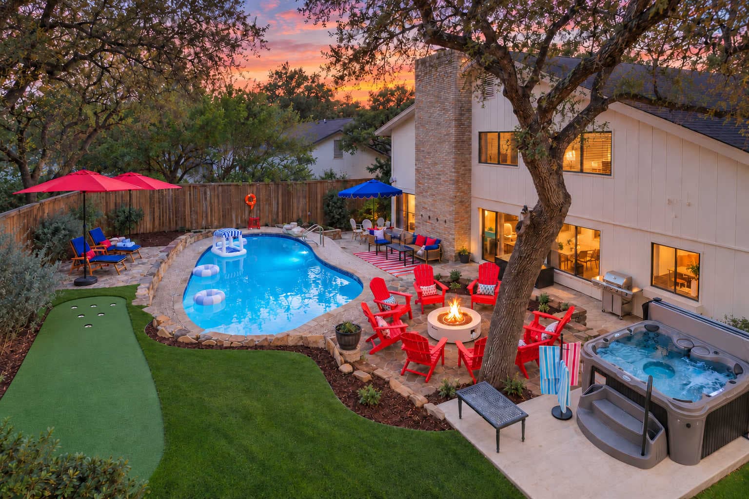 Cowboy Ridge • 4BR Spacious Retreat • Sleeps 13 — photo 1