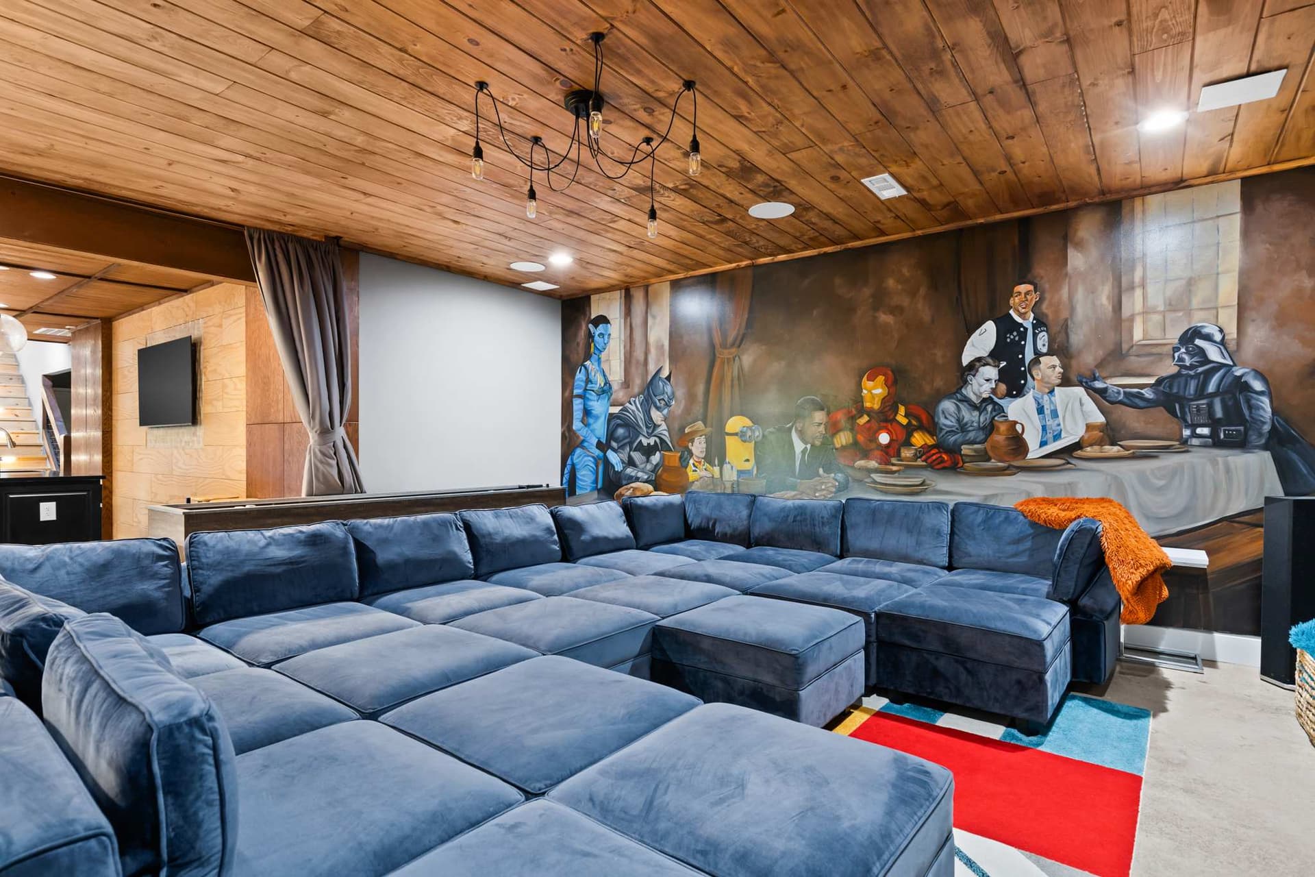 Mtn Views + Theater + Hot Tub | 5 King Suites — photo 5