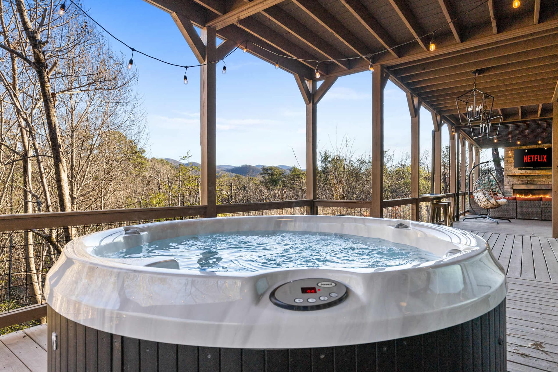 Mtn Views + Theater + Hot Tub | 5 King Suites — photo 3