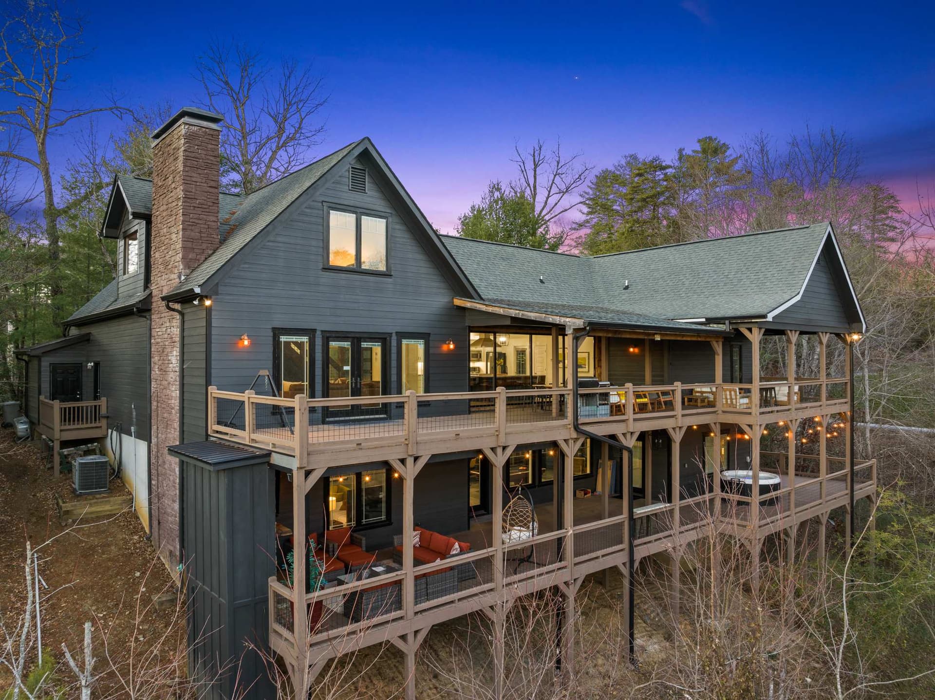 Mtn Views + Theater + Hot Tub | 5 King Suites — photo 2