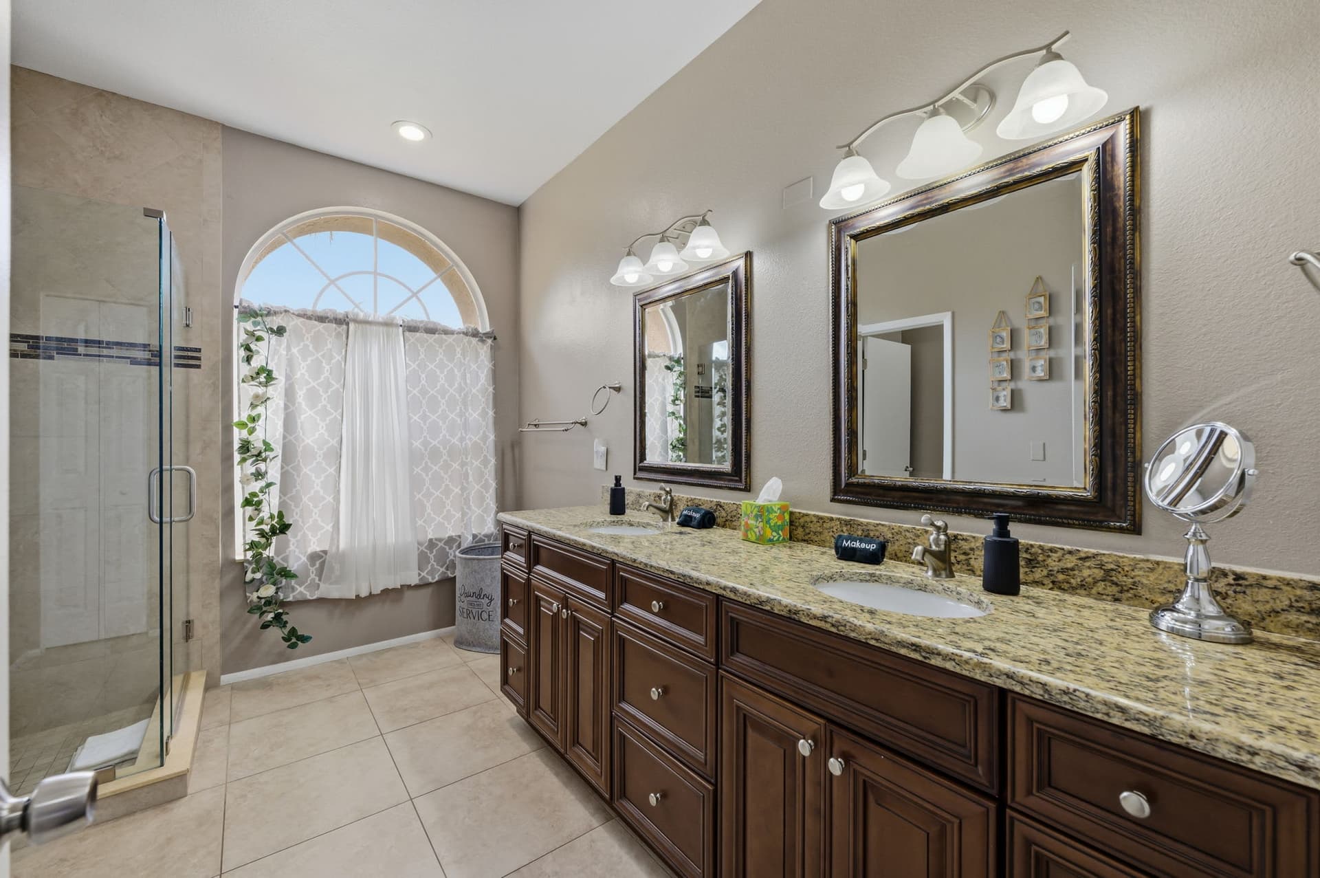 Heated Pool + Game Room + Outdoor Fun | Sleeps 6 — photo 5