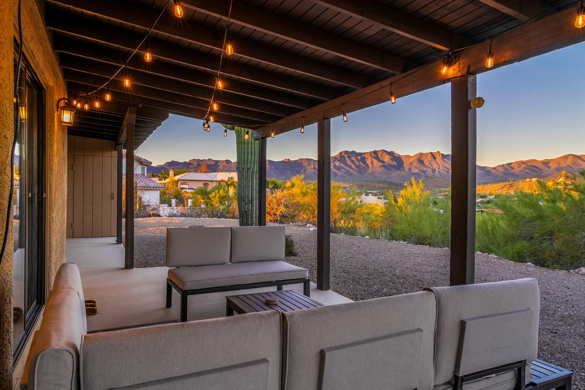 360° Mtn Views • Fireplace • Patio • Bird Watching — photo 1