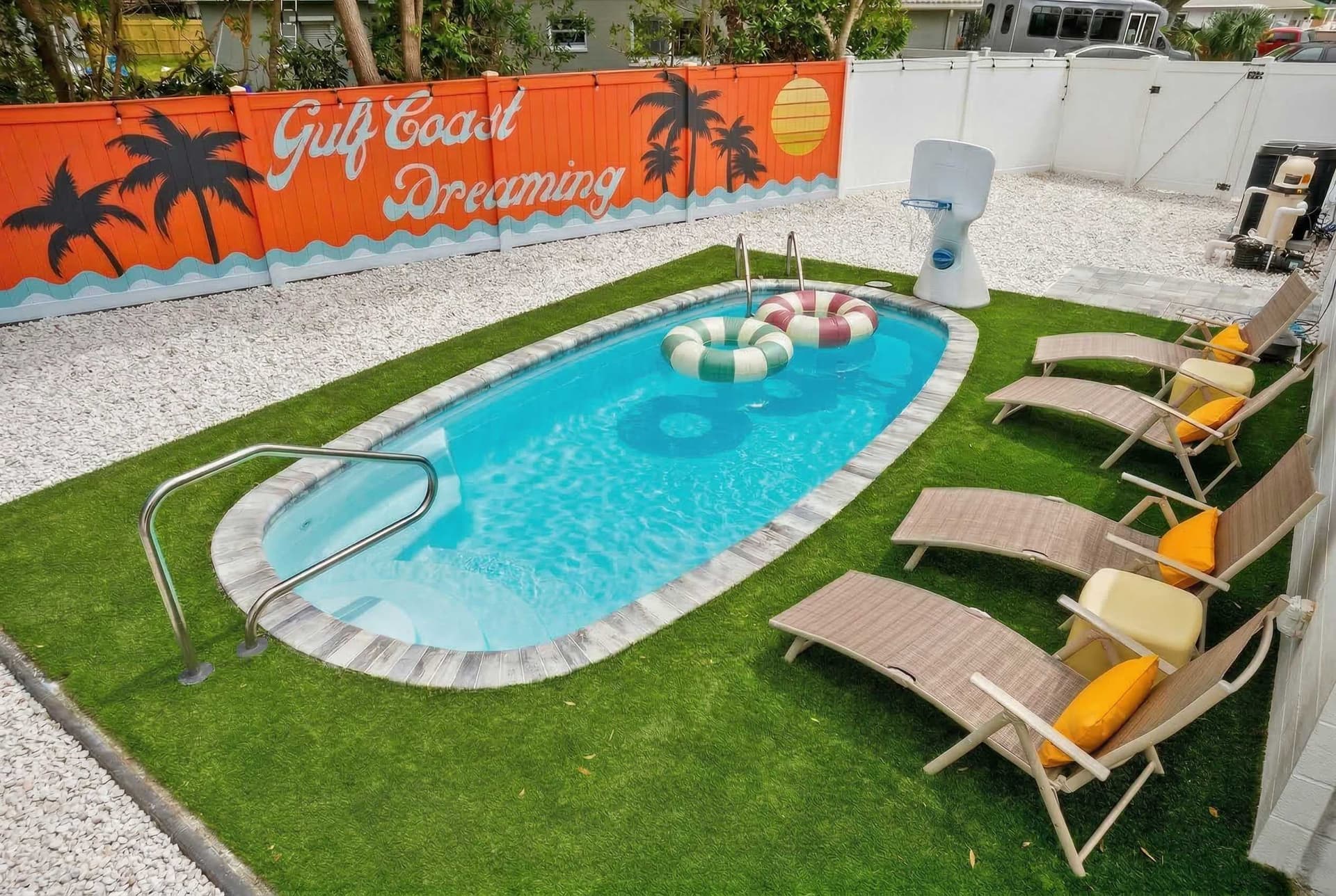 Gulf Coast Getaway | Pool, Putting Green & Pickleball — photo 1