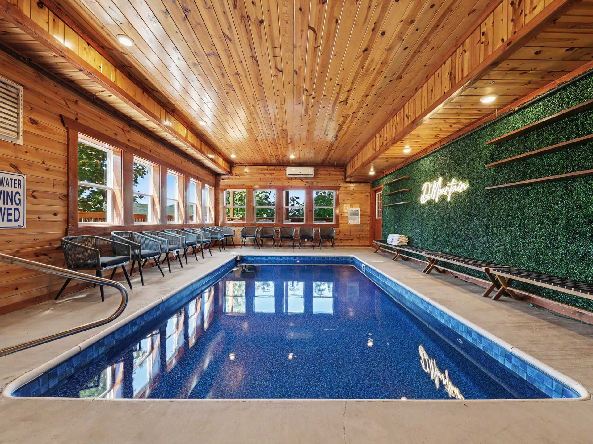 Smoky Mtn Views | Indoor Pool, Hot Tub & Sauna — photo 1