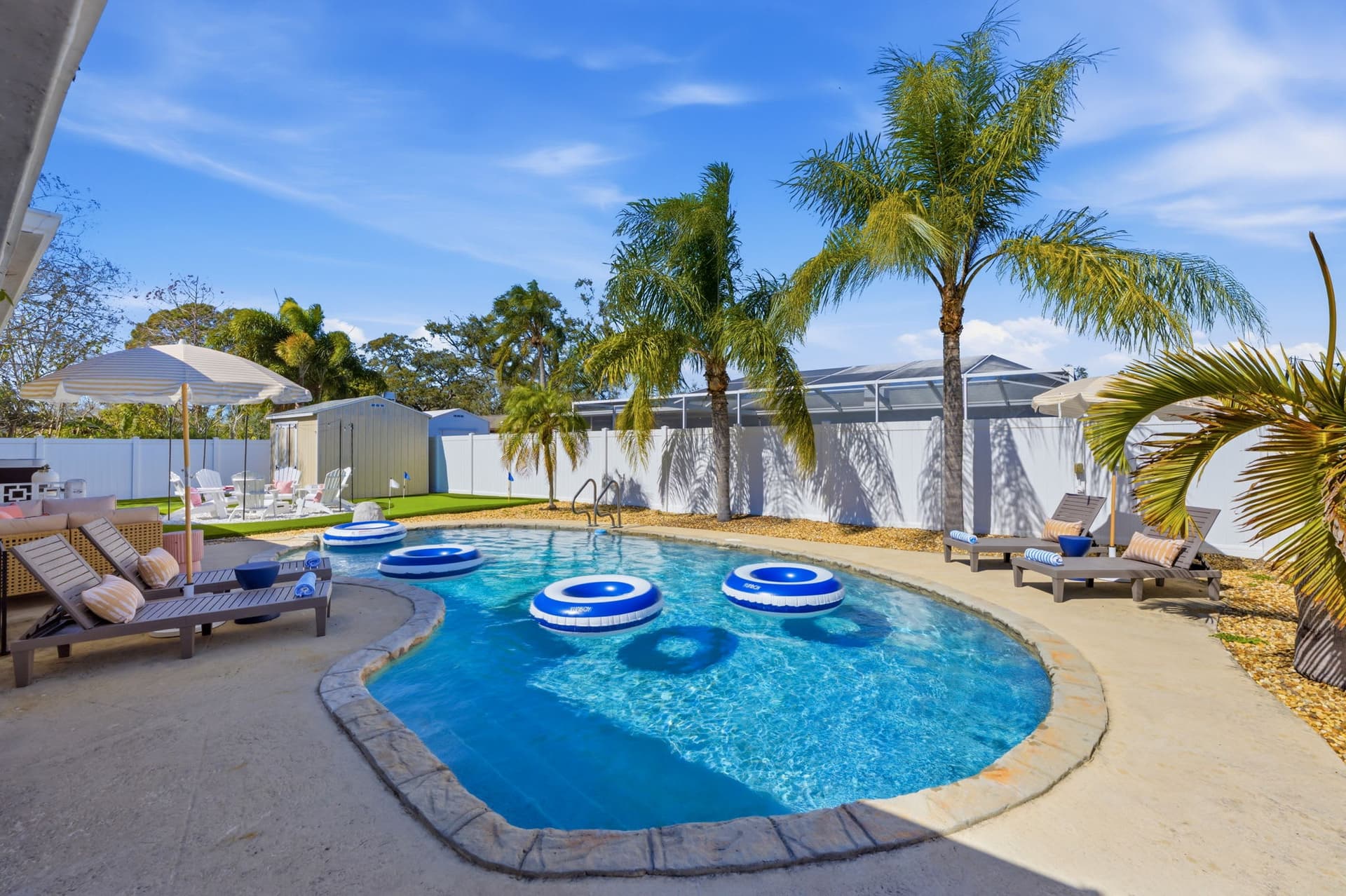 Good Times Getaway - Pool - Hot Tub - Theater Room — photo 3