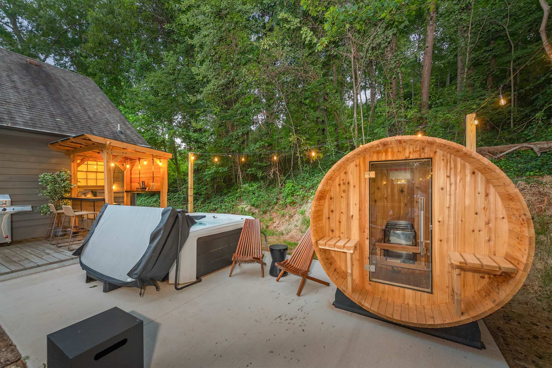 6 Br Sleeps 20 I Sauna•Theater•Putt Putt•Hot Tub — photo 1