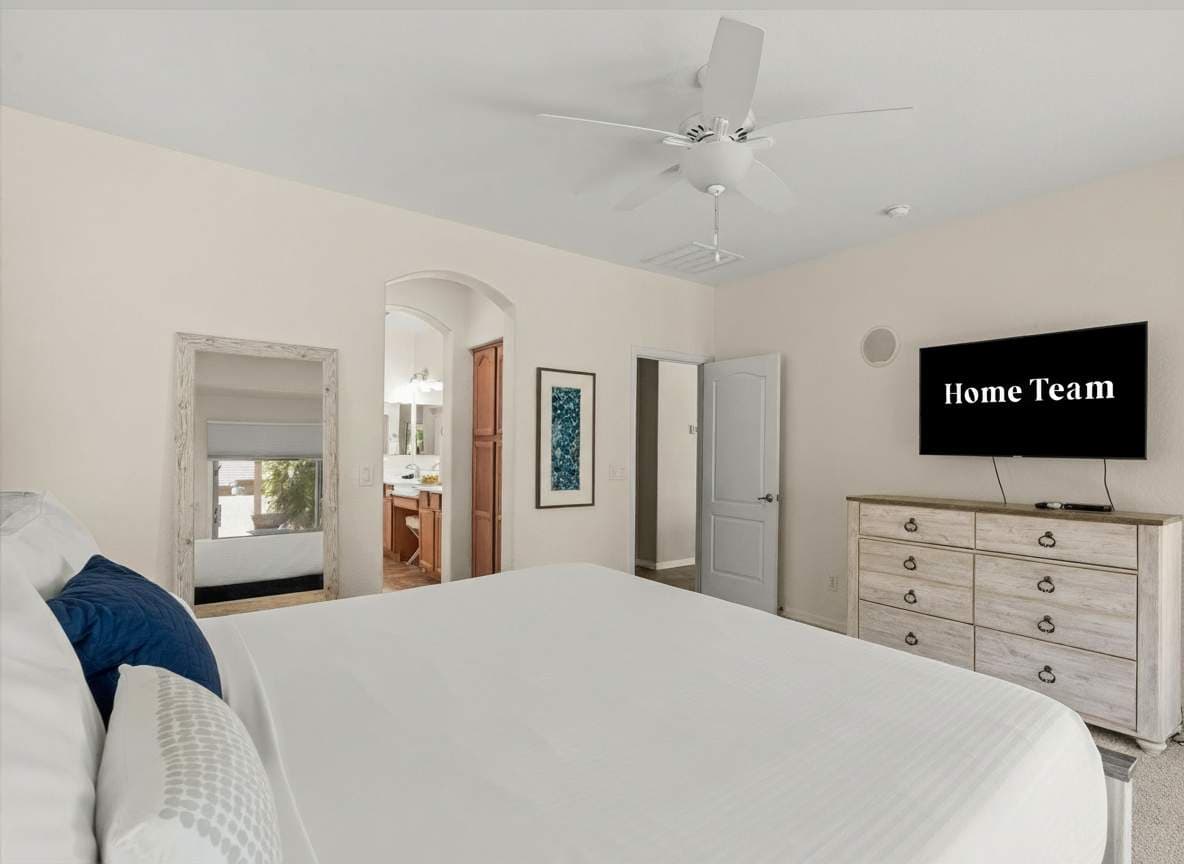 Stay-a-While Oasis | Heated Pool, Spa & Games — photo 3