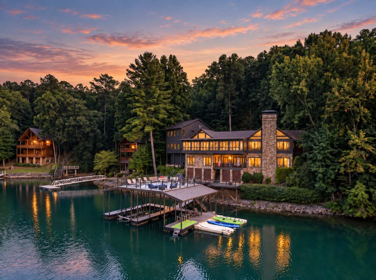 5BR Lakefront | Dock, Hot Tub & Theater • Games — photo 1