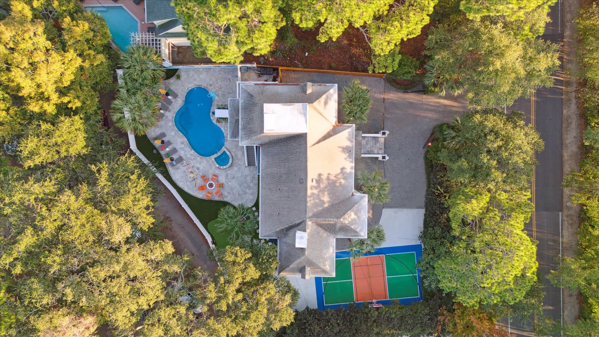 Golf Sim~Pickleball~Theater~Sauna~Games~Sleeps 24 — photo 1