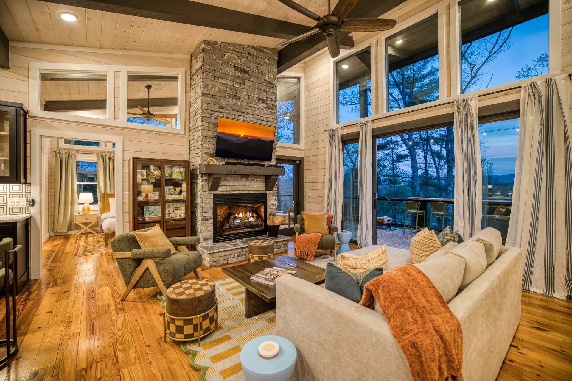 Glass Cabin Retreat w/ Hot Tub, Sauna + Epic Views — photo 3