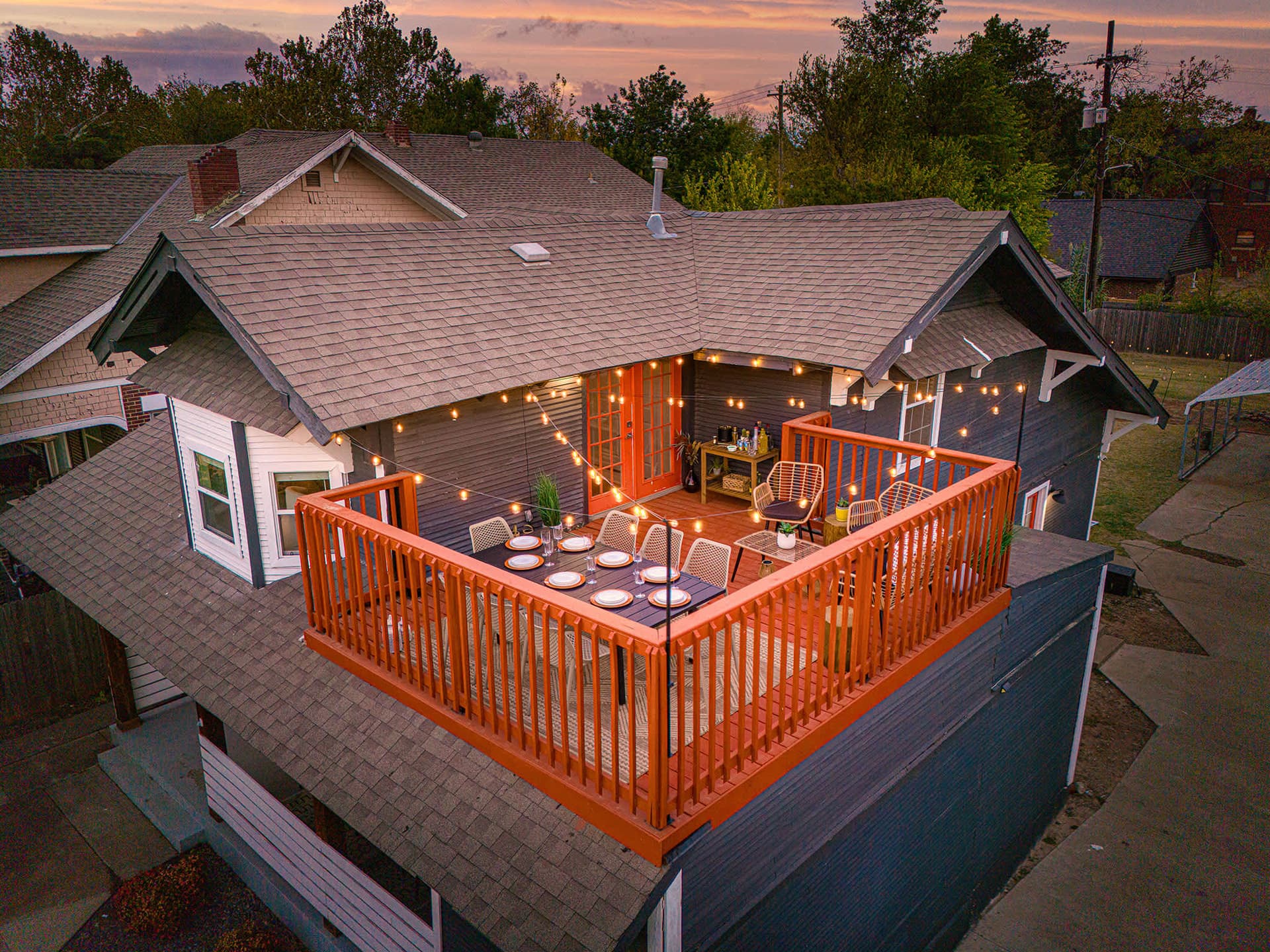 Sleeps 16 - Roof Top - Game Room - Pet Friendly — photo 1