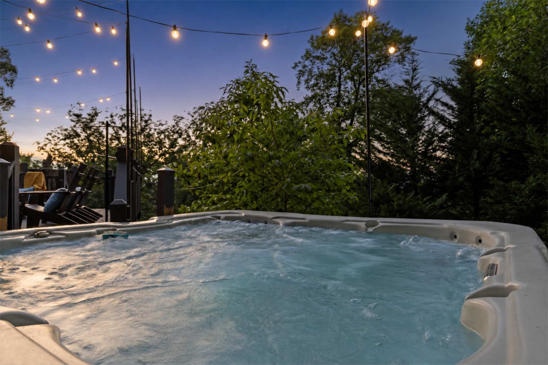 Starry Skies: Sauna, S'mores & Pickleball Retreat — photo 1