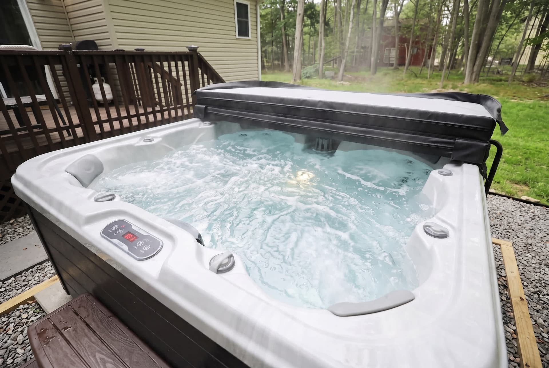 Grace Estates • Hot Tub • Game Rooms • Lake Access — photo 4