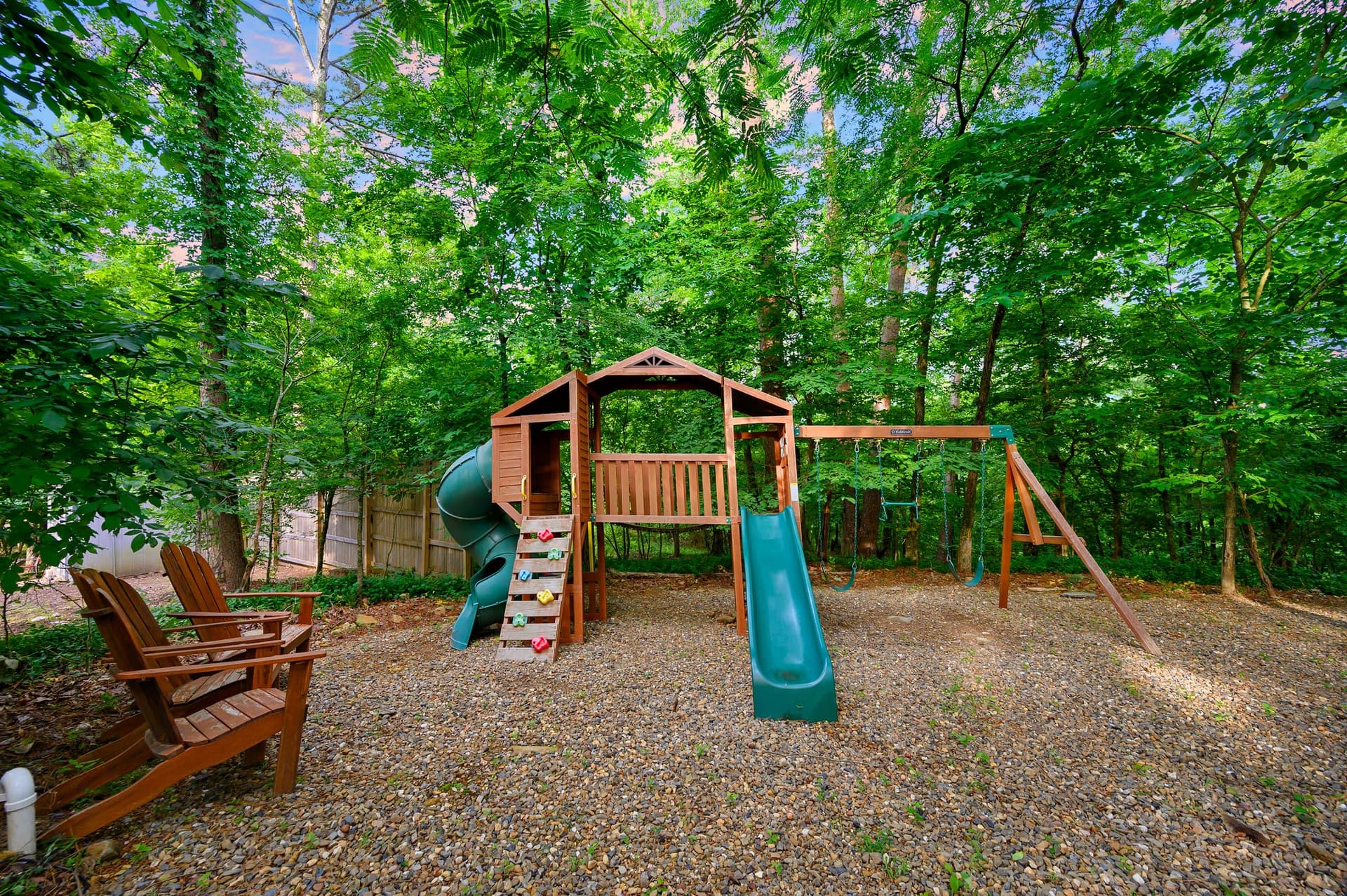 Sleeps 18 - Hot Tub - Playground - Games - Firepit — photo 1