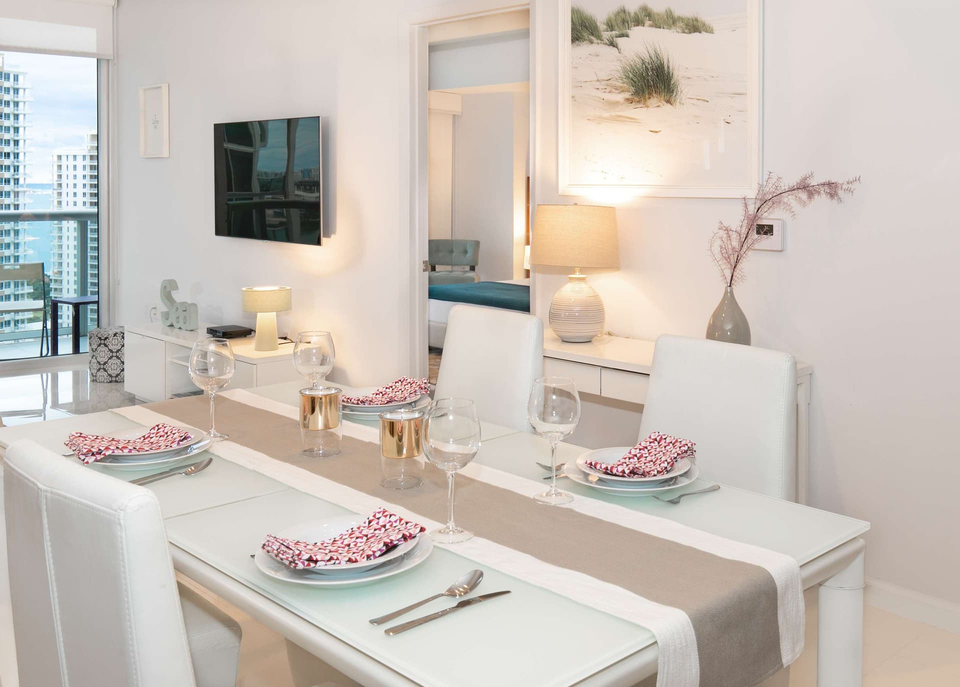 Brickell Urban Retreat with Resort Amenities — photo 6
