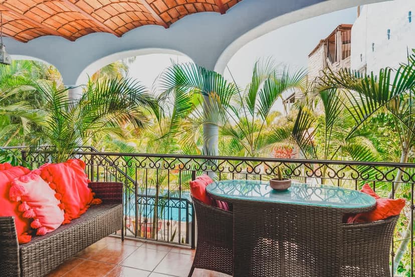 The Best Restaurants in Sayulita: A Local's Foodie Map