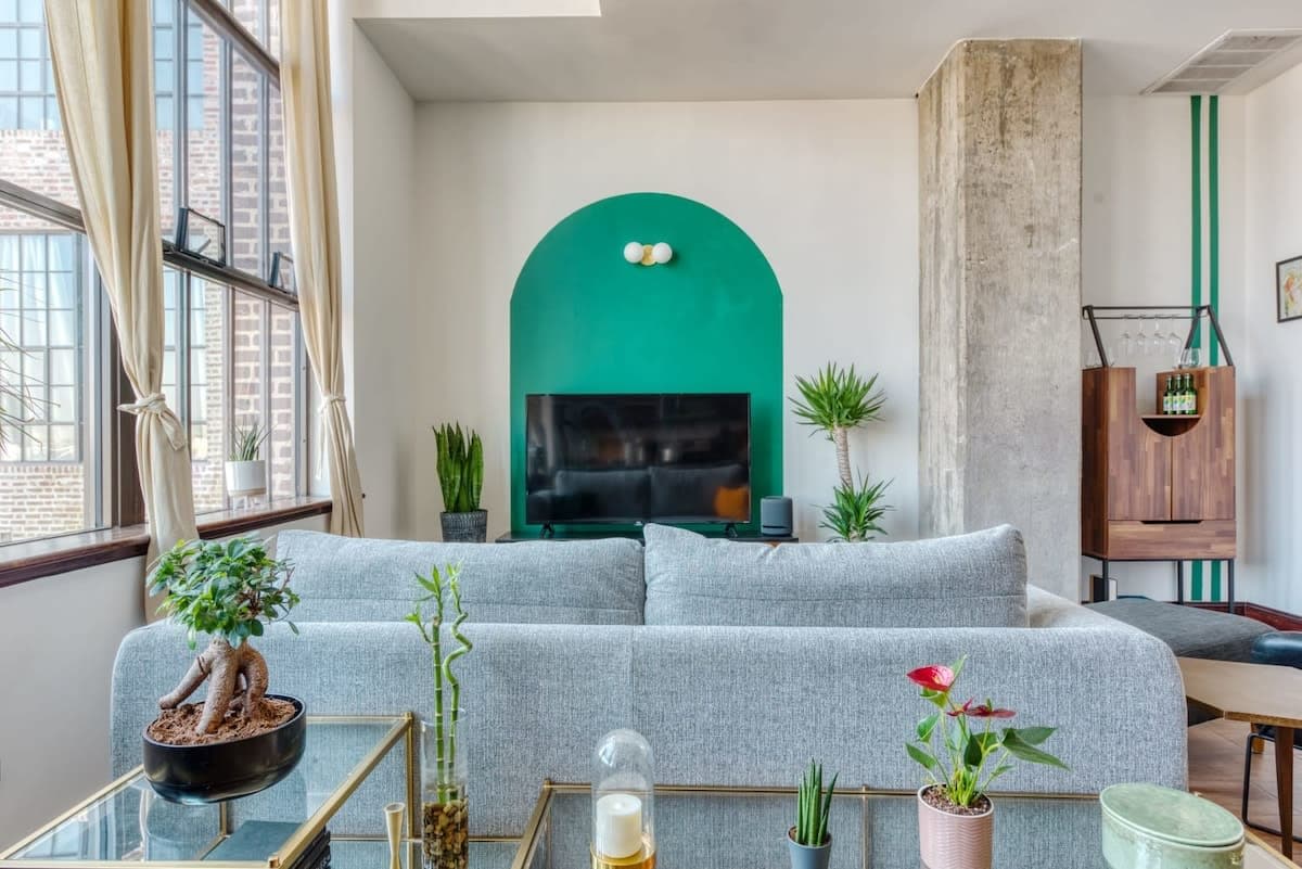1BR Penthouse w W/D, Gym, On-Site Bar — photo 1