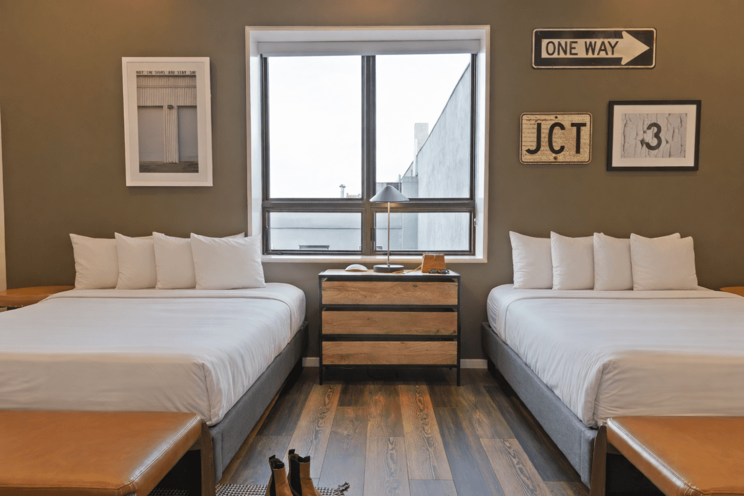 Double Queen Room — photo 1