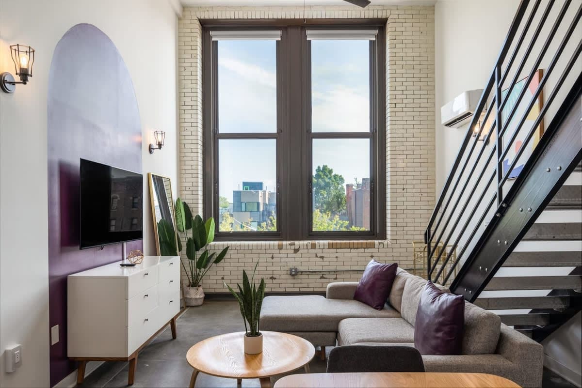 Studio Loft w W/D, Gym, Lounge — photo 1