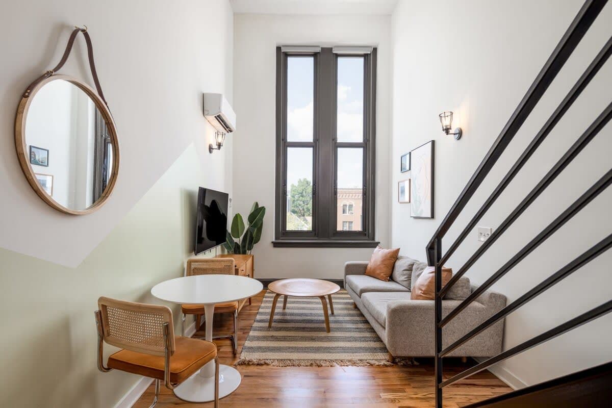 Studio Loft w W/D, Gym, Lounge — photo 1