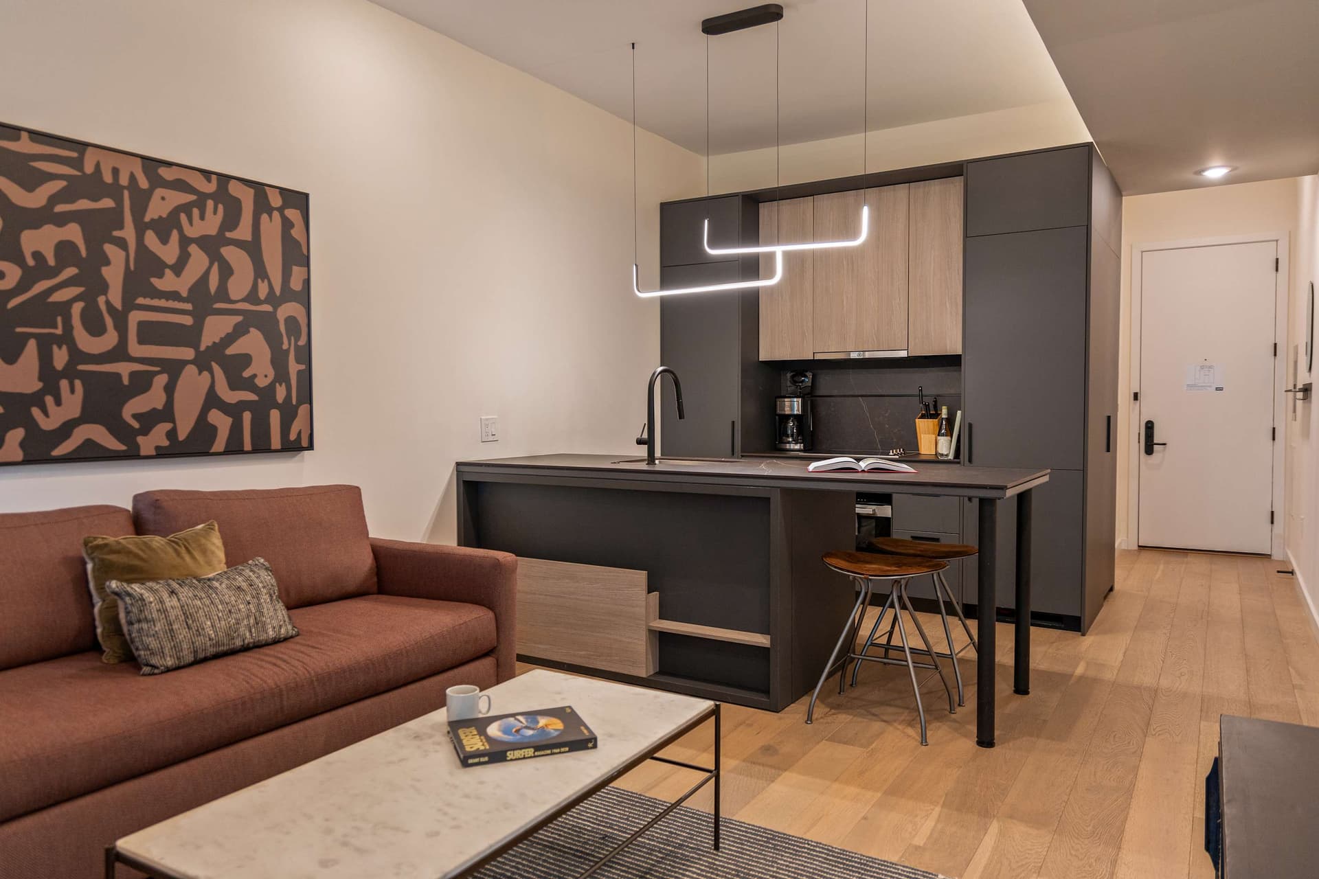 1BR Apt w Roof Deck, Gym, Laundry — photo 1