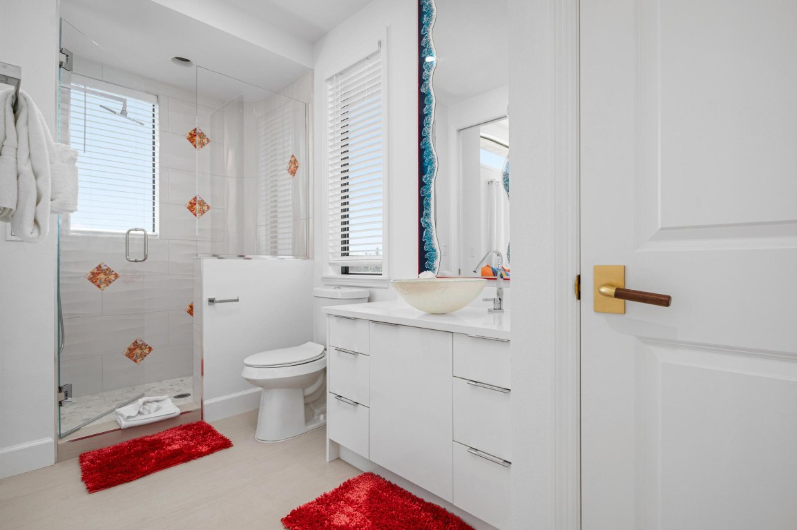 Bathroom 4