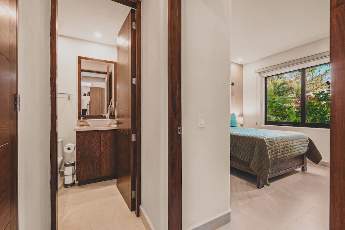 Full bathroom