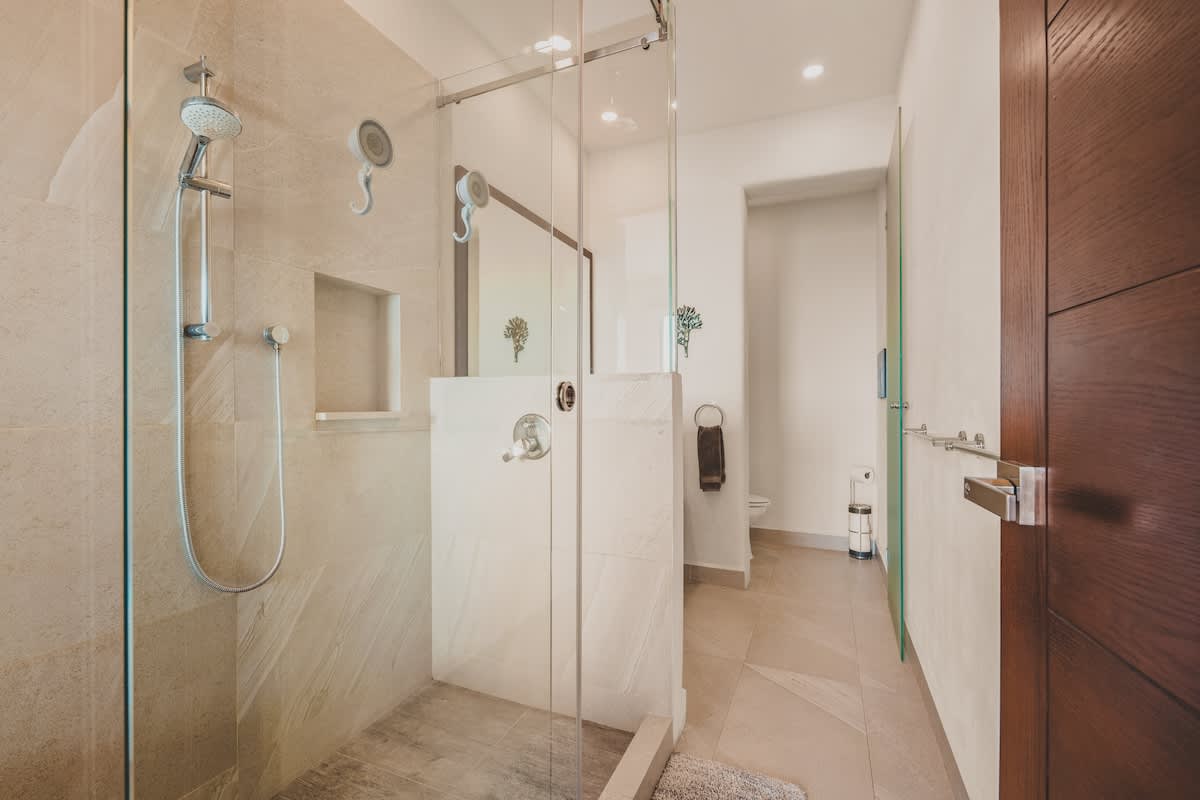 Full bathroom