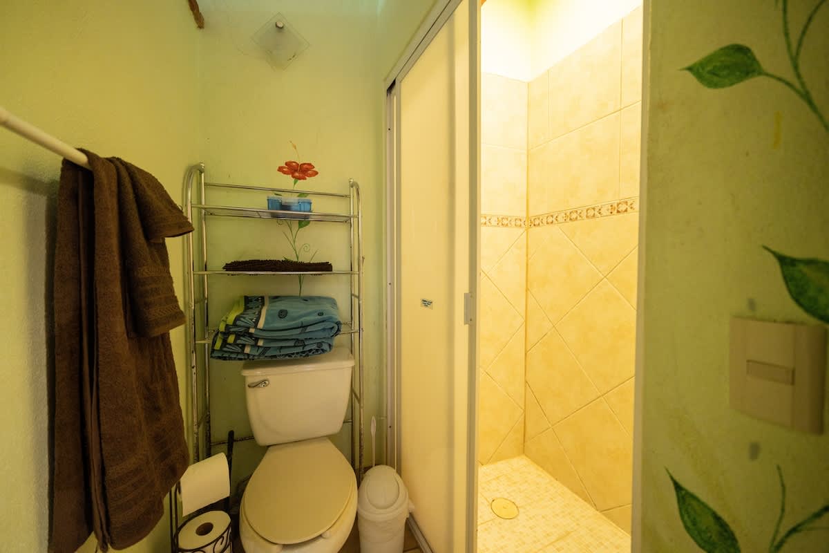 Full bathroom