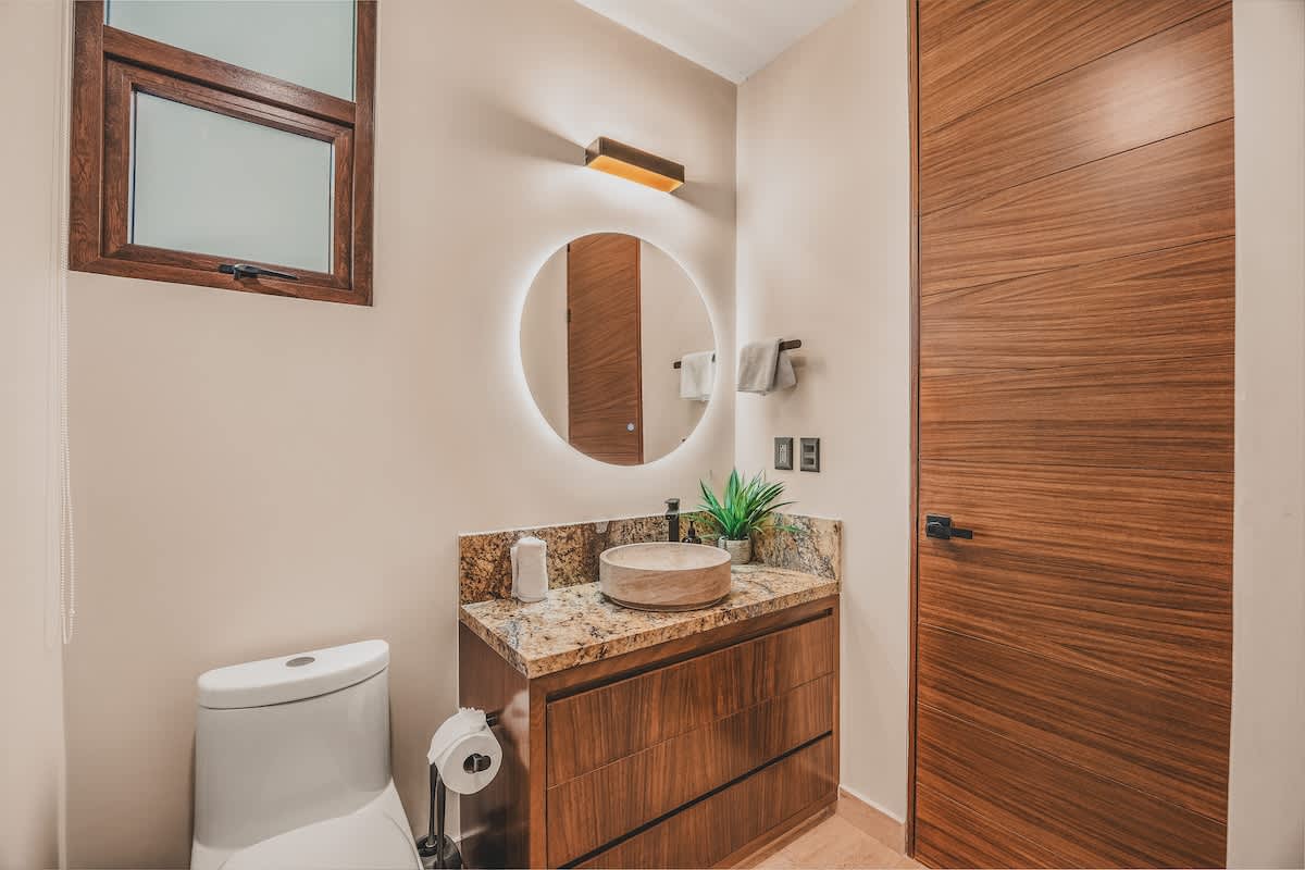 Full bathroom