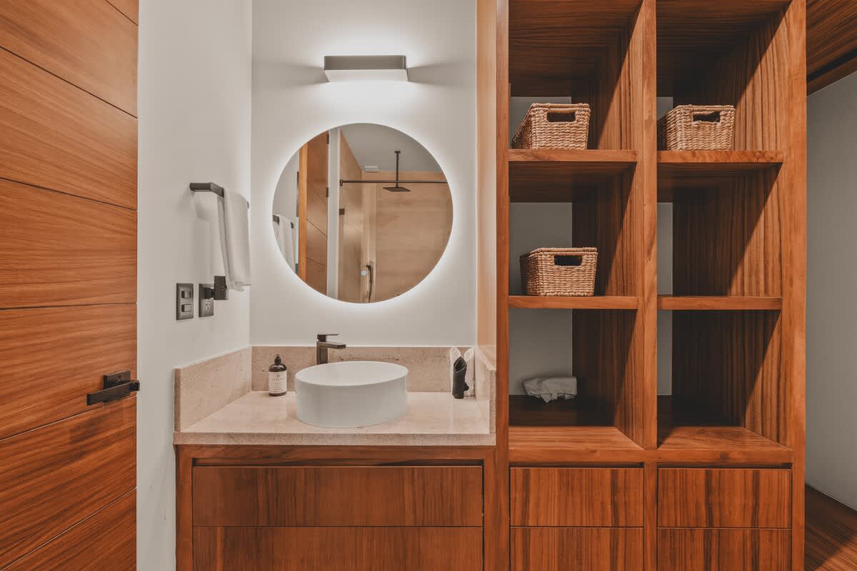 Full bathroom