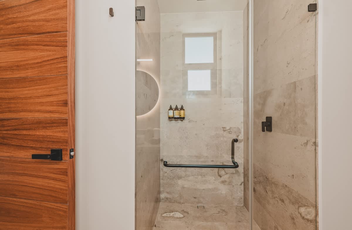 Full bathroom